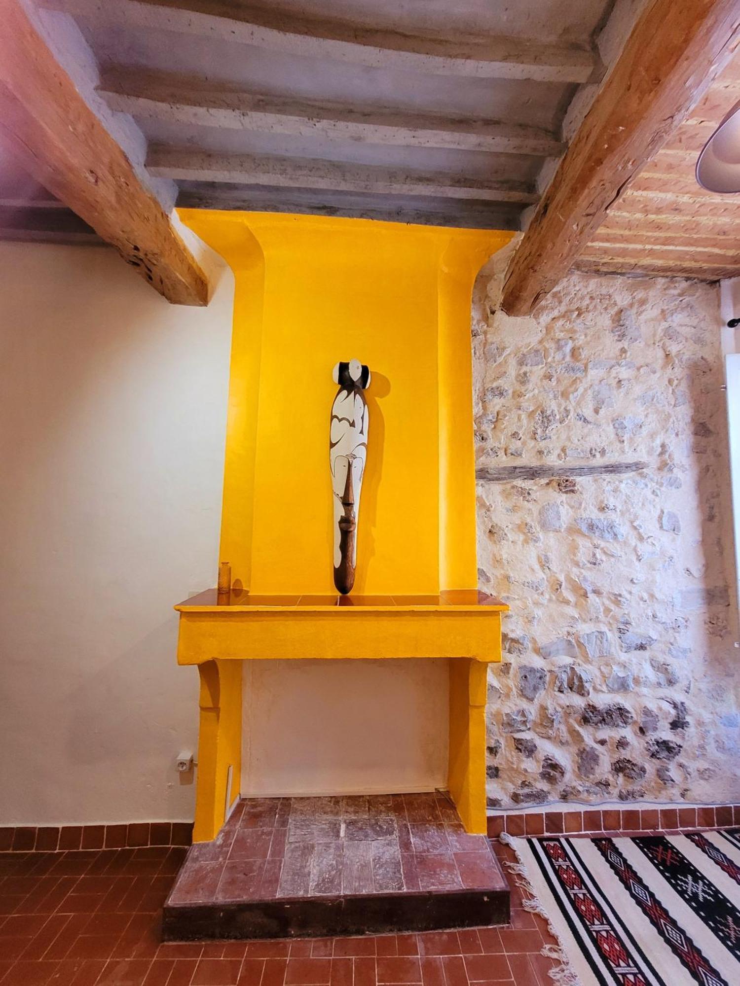 Au Puits De La Fontaine 호텔 Tavernes 객실 사진